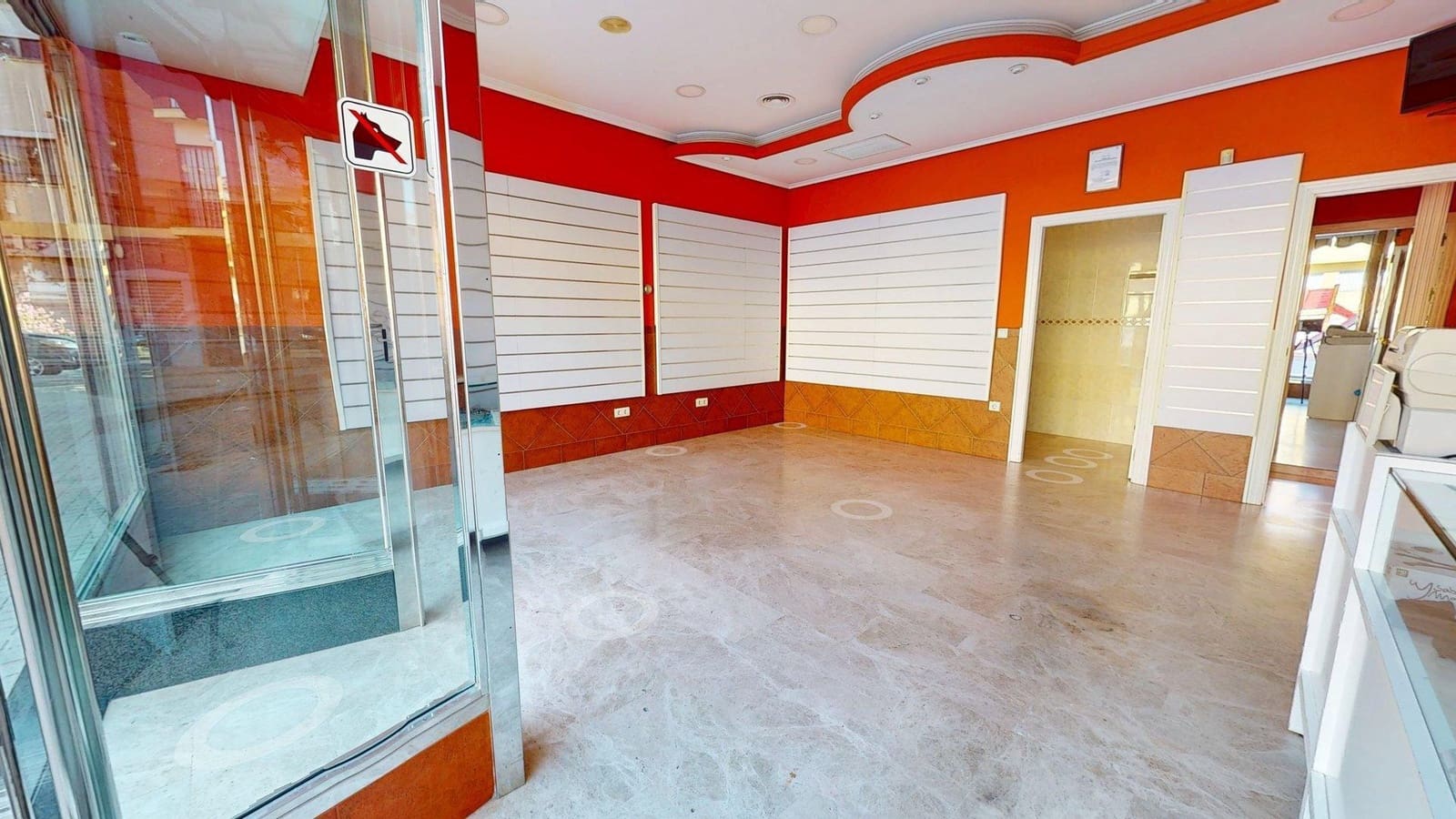 Comercial para venda em Cordova cidade - 65 000 € (Ref: 9360031)