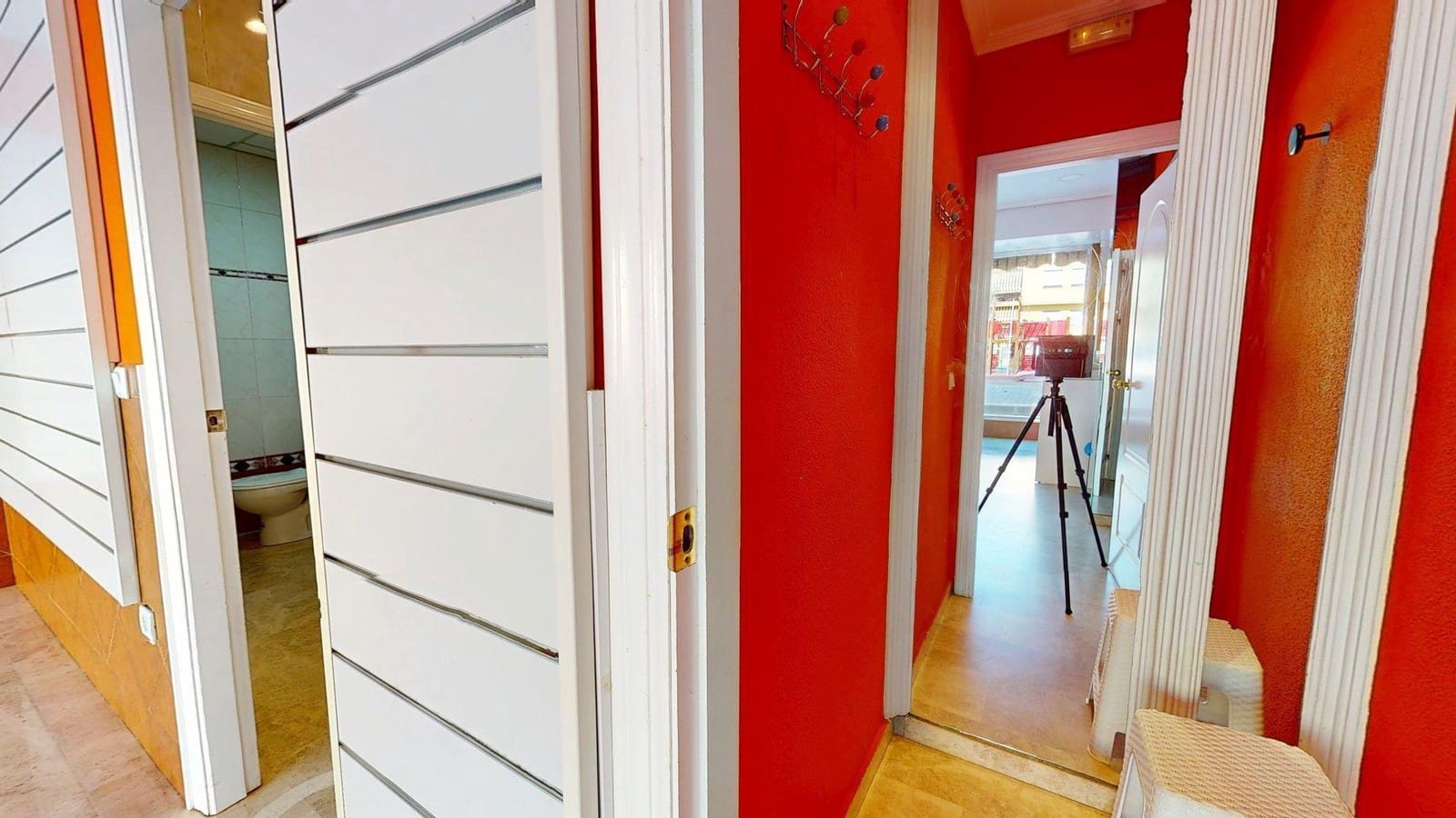 Comercial para venda em Cordova cidade - 65 000 € (Ref: 9360031)