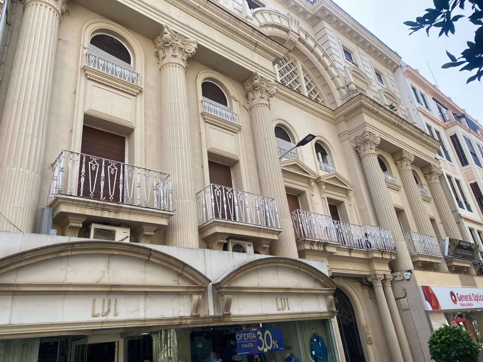 4 sovrum Kontor att hyra i Cordoba stad - 1 775 € (Ref: 9360032)