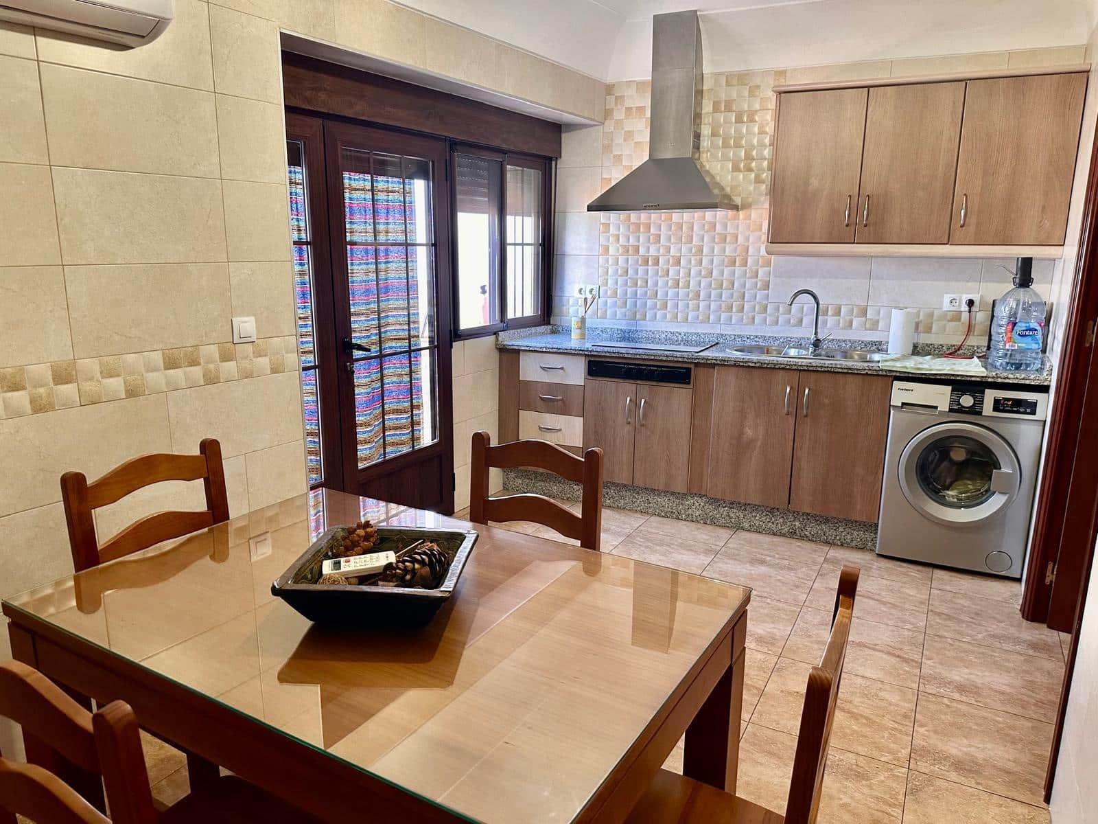 4 bedroom Townhouse for sale in Fuente Obejuna - € 130,000 (Ref: 9360033)