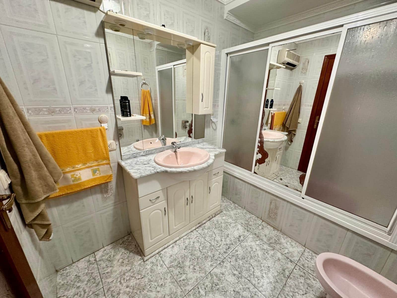 4 bedroom Townhouse for sale in Fuente Obejuna - € 130,000 (Ref: 9360033)