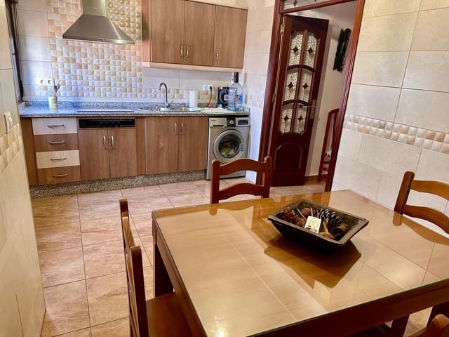 4 bedroom Townhouse for sale in Fuente Obejuna - € 130,000 (Ref: 9360033)