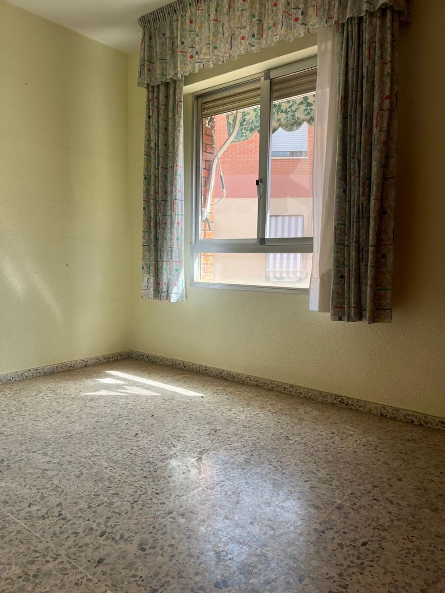 4 makuuhuone Asunto myytävänä paikassa Cordoba kaupunki - 122 500 € (Ref: 9360036)