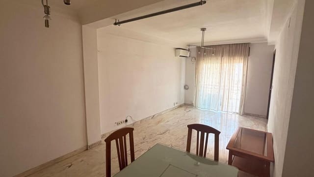 3 soveværelse Lejlighed til salg i Levante, Córdoba by - € 149.000 (Ref: 9360038)