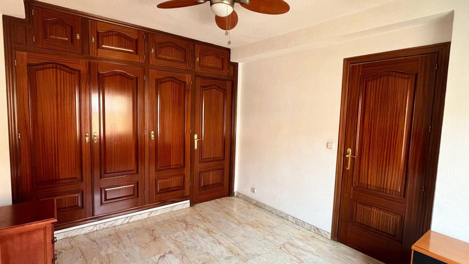 3 makuuhuone Asunto myytävänä paikassa Cordoba kaupunki - 149 000 € (Ref: 9360038)