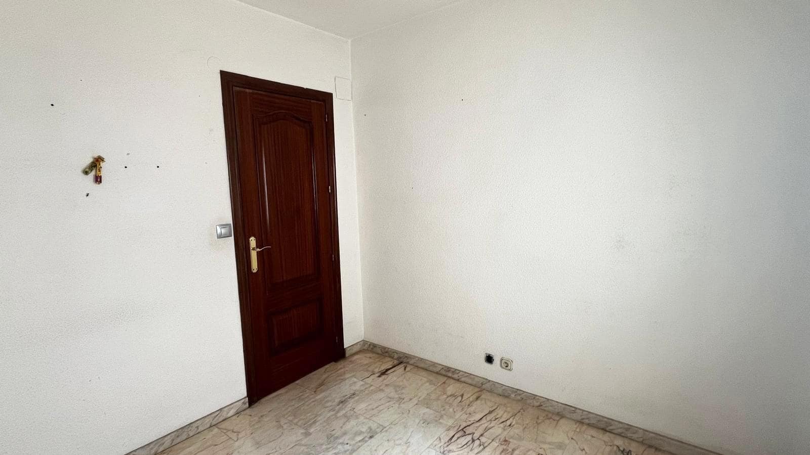 3 makuuhuone Asunto myytävänä paikassa Cordoba kaupunki - 149 000 € (Ref: 9360038)