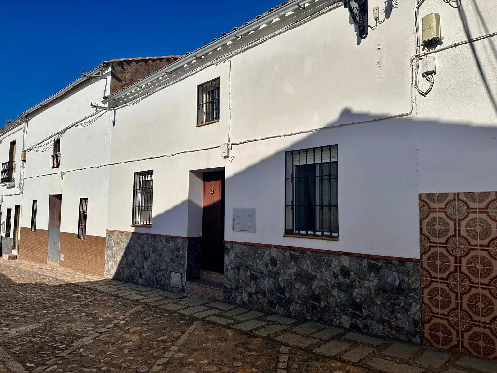 3 makuuhuone Omakotitalo myytävänä paikassa Fuente Obejuna - 84 000 € (Ref: 9360039)