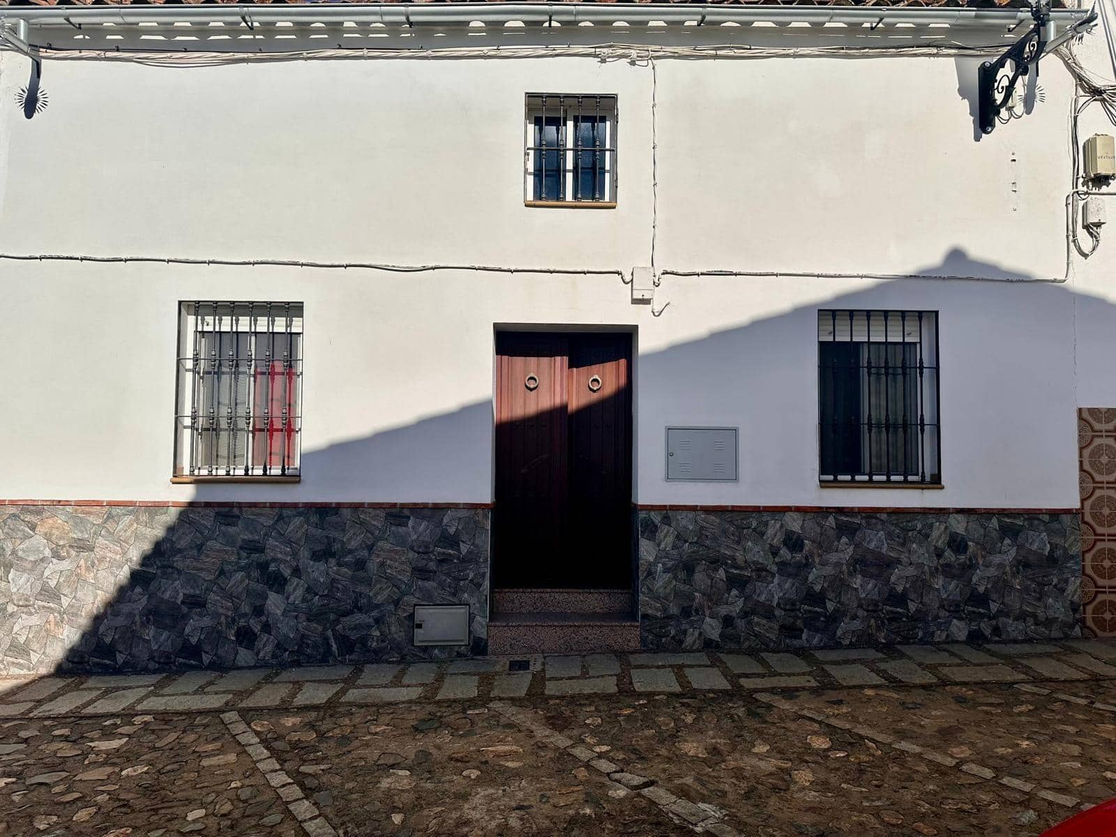 3 makuuhuone Omakotitalo myytävänä paikassa Fuente Obejuna - 84 000 € (Ref: 9360039)