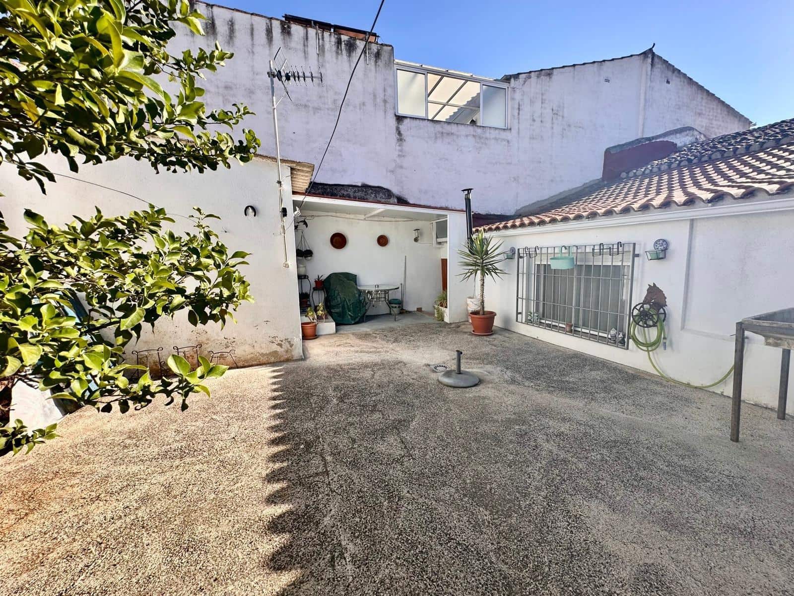 3 makuuhuone Omakotitalo myytävänä paikassa Fuente Obejuna - 84 000 € (Ref: 9360039)