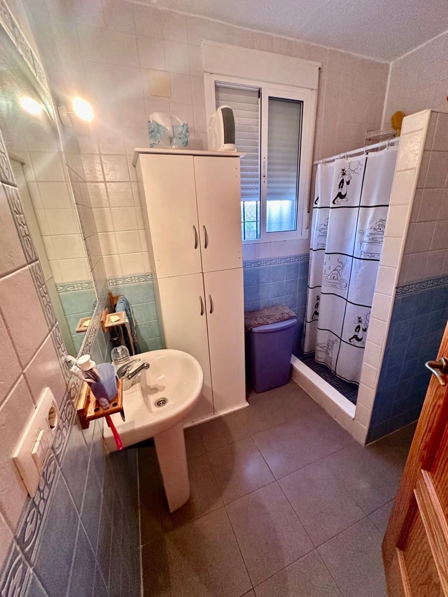 4 soveværelse Villa til salg i Fuente Obejuna med swimmingpool - € 84.000 (Ref: 9360043)