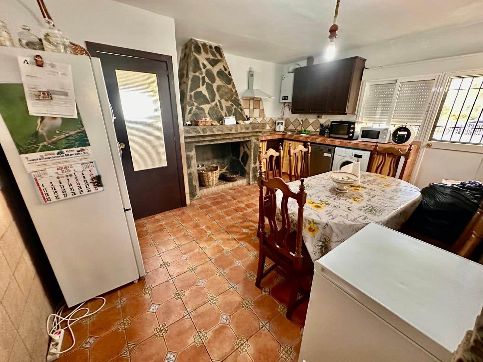 4 soveværelse Villa til salg i Fuente Obejuna med swimmingpool - € 84.000 (Ref: 9360043)