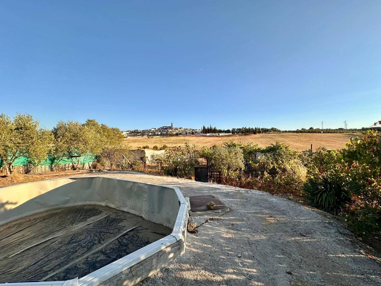 4 soveværelse Villa til salg i Fuente Obejuna med swimmingpool - € 84.000 (Ref: 9360043)