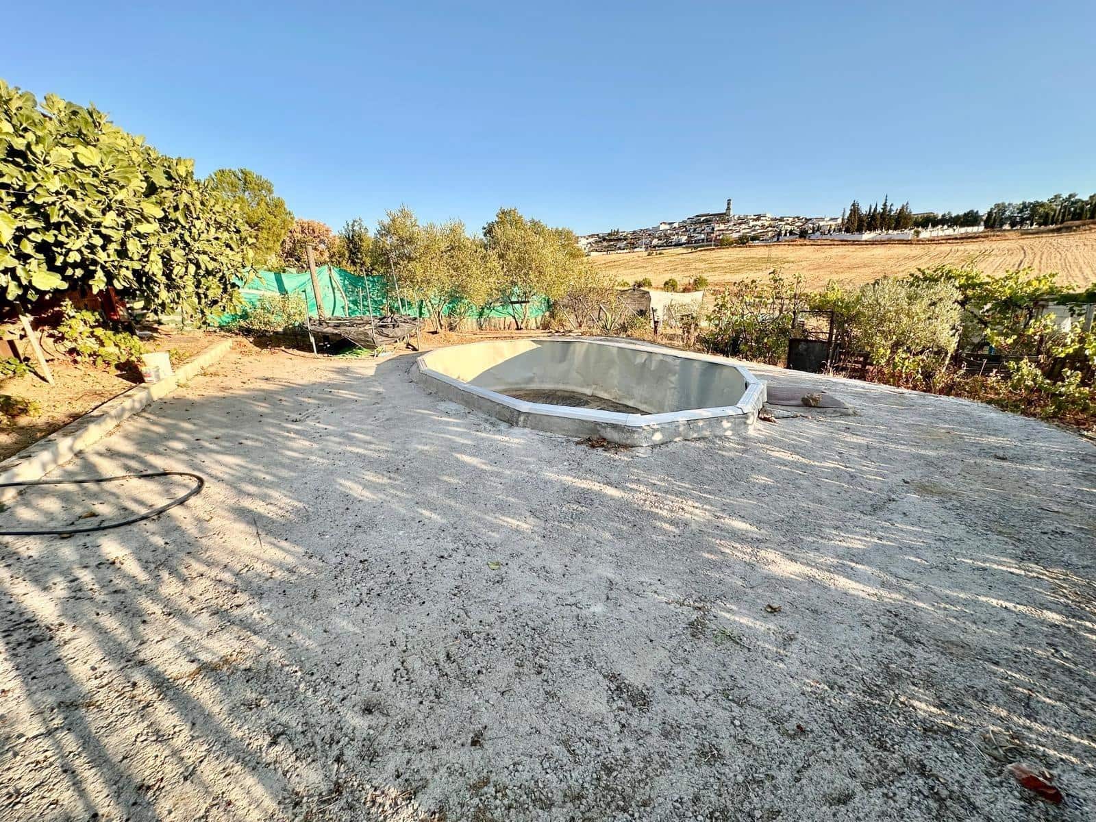 4 soveværelse Villa til salg i Fuente Obejuna med swimmingpool - € 84.000 (Ref: 9360043)