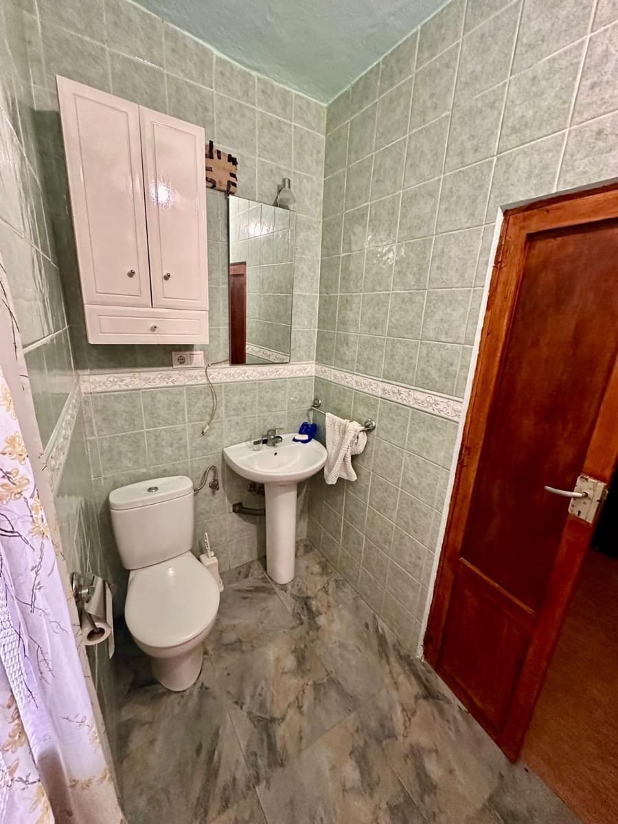 2 bedroom Townhouse for sale in Fuente Obejuna - € 38,000 (Ref: 9360044)