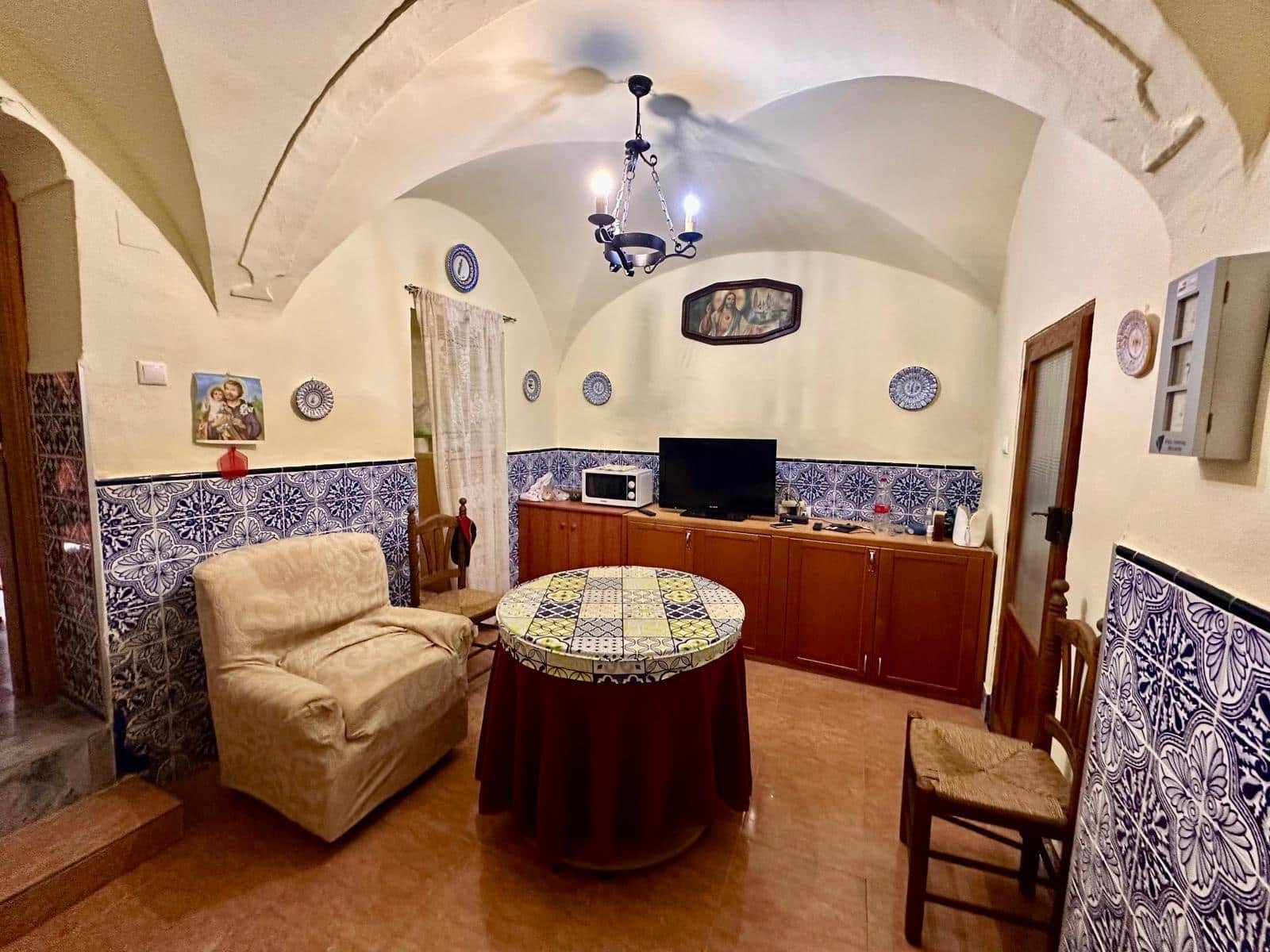 2 bedroom Townhouse for sale in Fuente Obejuna - € 38,000 (Ref: 9360044)