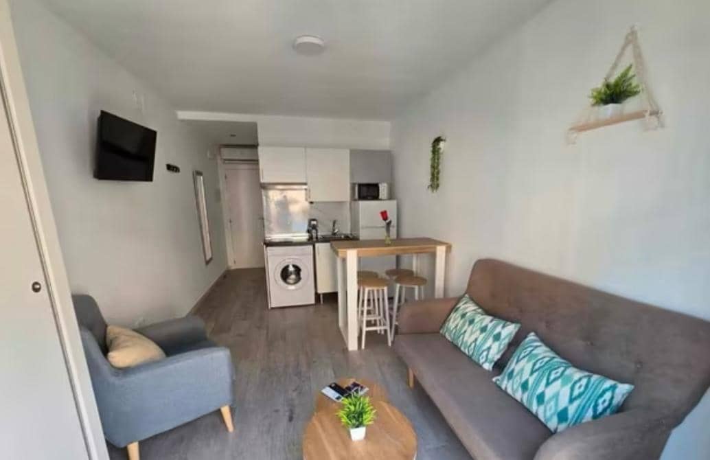 2 bedroom Flat for sale in Cordoba city - € 193,900 (Ref: 9360052)