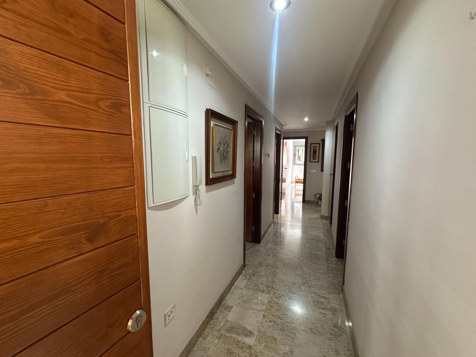 3 makuuhuone Asunto myytävänä paikassa Cordoba kaupunki mukana 
autotalli - 220 000 € (Ref: 9360055)