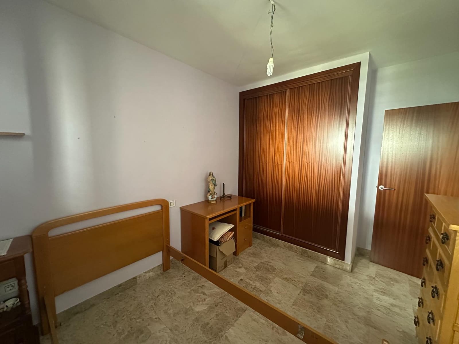 3 makuuhuone Asunto myytävänä paikassa Cordoba kaupunki mukana 
autotalli - 220 000 € (Ref: 9360055)