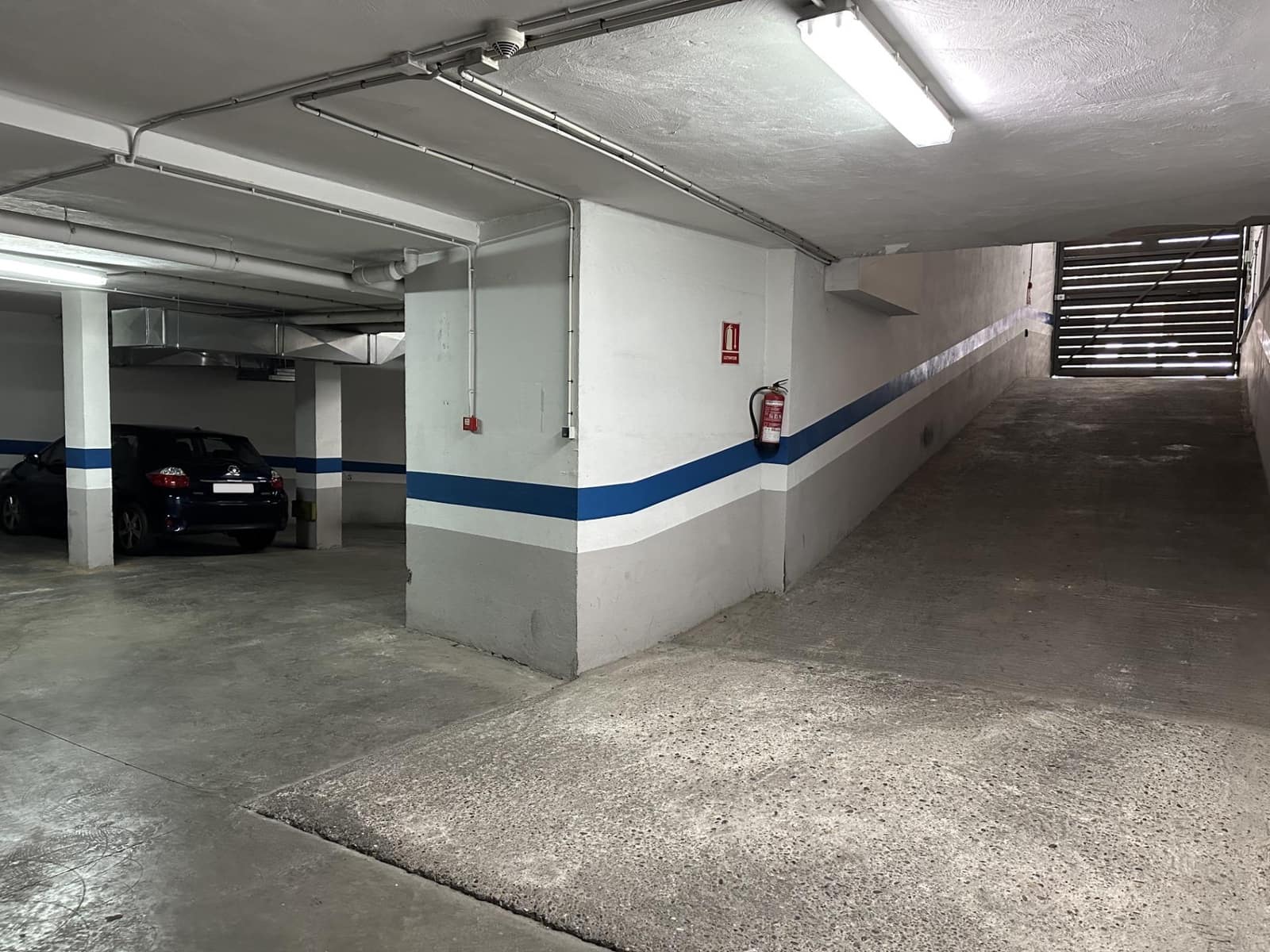 3 makuuhuone Asunto myytävänä paikassa Cordoba kaupunki mukana 
autotalli - 220 000 € (Ref: 9360055)