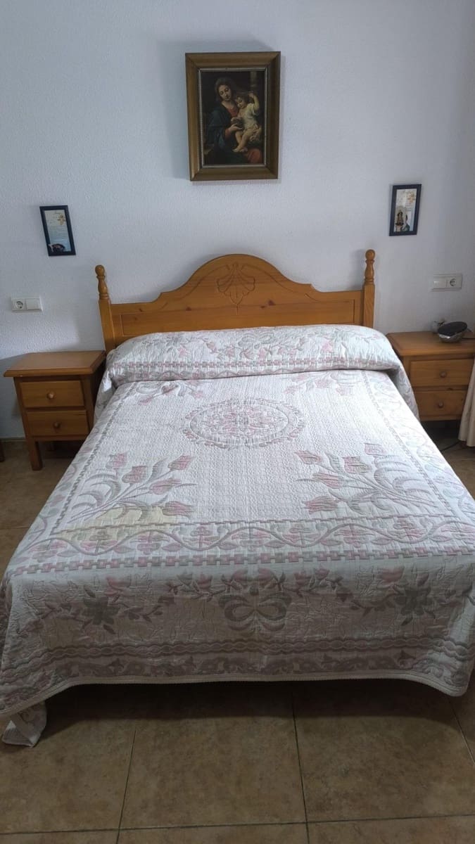 3 chambre Finca/Maison de Campagne à vendre à El Higueron avec piscine - 171 500 € (Ref: 9360056)