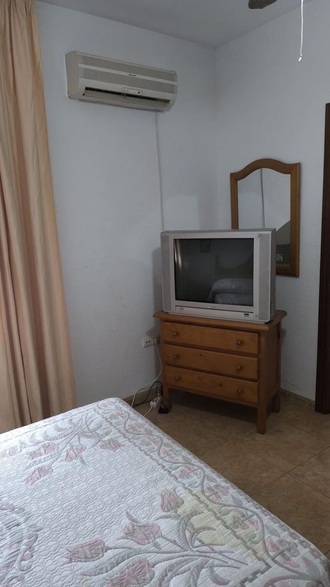 3 chambre Finca/Maison de Campagne à vendre à El Higueron avec piscine - 171 500 € (Ref: 9360056)