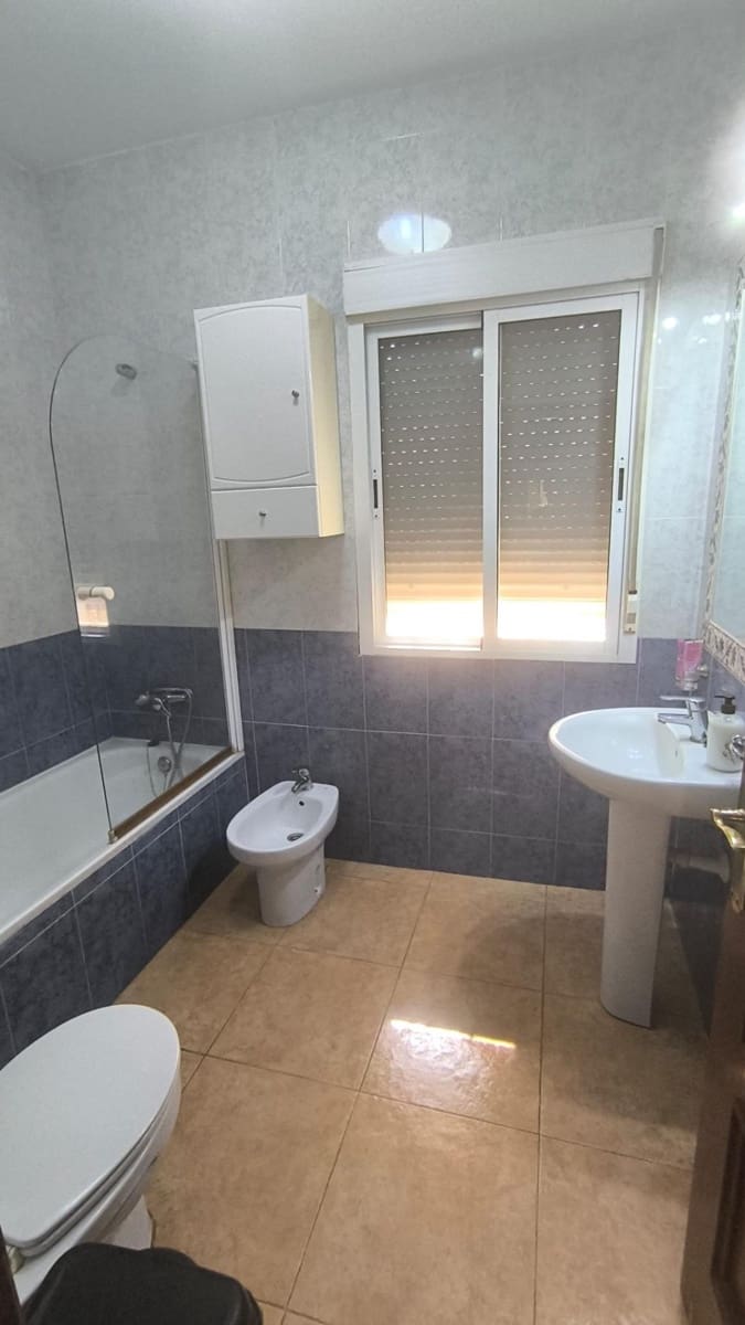 3 chambre Finca/Maison de Campagne à vendre à El Higueron avec piscine - 171 500 € (Ref: 9360056)