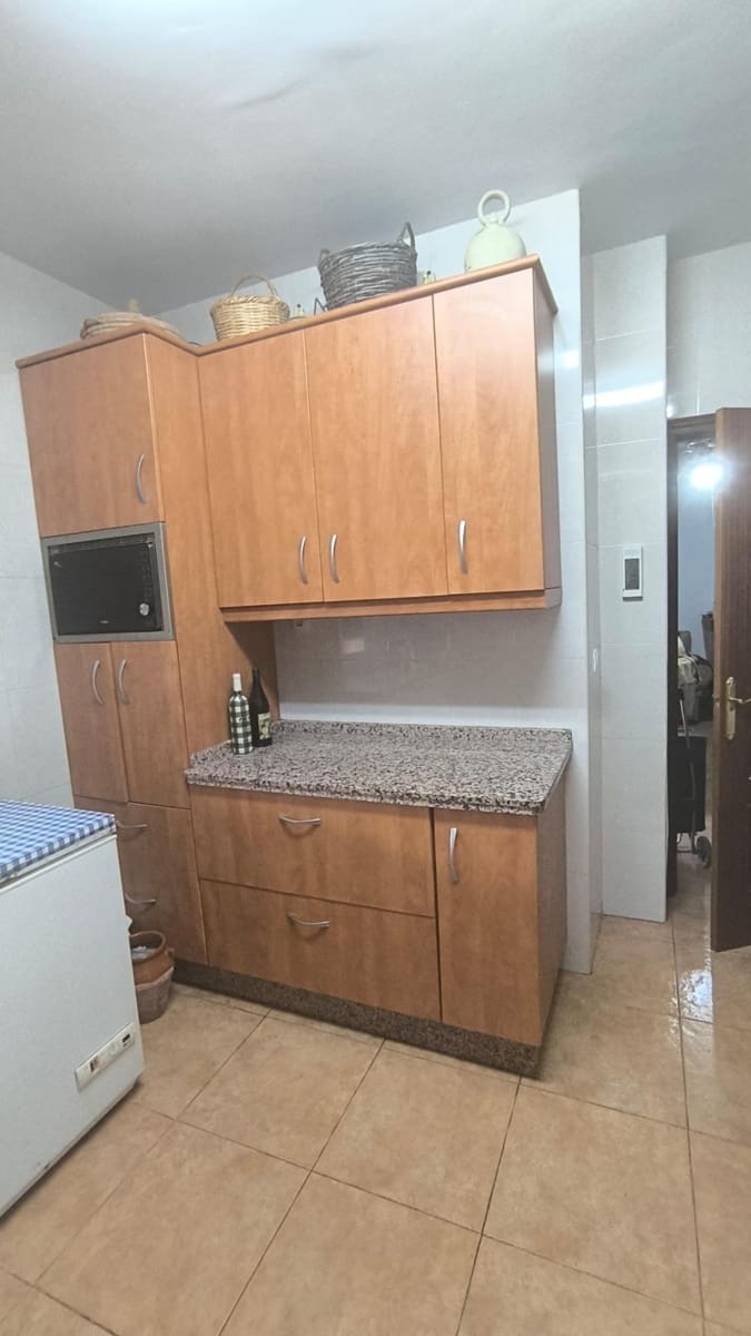 3 chambre Finca/Maison de Campagne à vendre à El Higueron avec piscine - 171 500 € (Ref: 9360056)