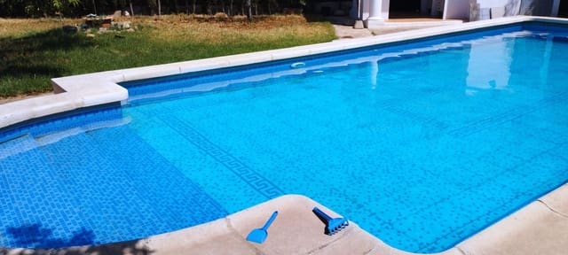 3 slaapkamer Finca/Landhuis te koop in El Higueron, Córdoba stad met zwembad - € 171.500 (Ref: 9360056)