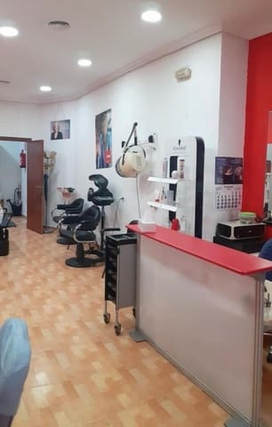 Kommersiell til salgs i Ciudad Jardín, Córdoba by - € 75 000 (Ref: 9360058)