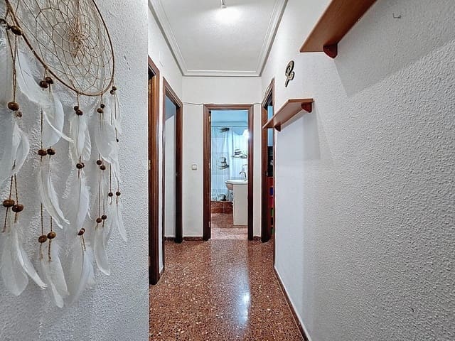 3 quarto Apartamento para venda em Alcolea, Córdova cidade - 95 000 € (Ref: 9360059)