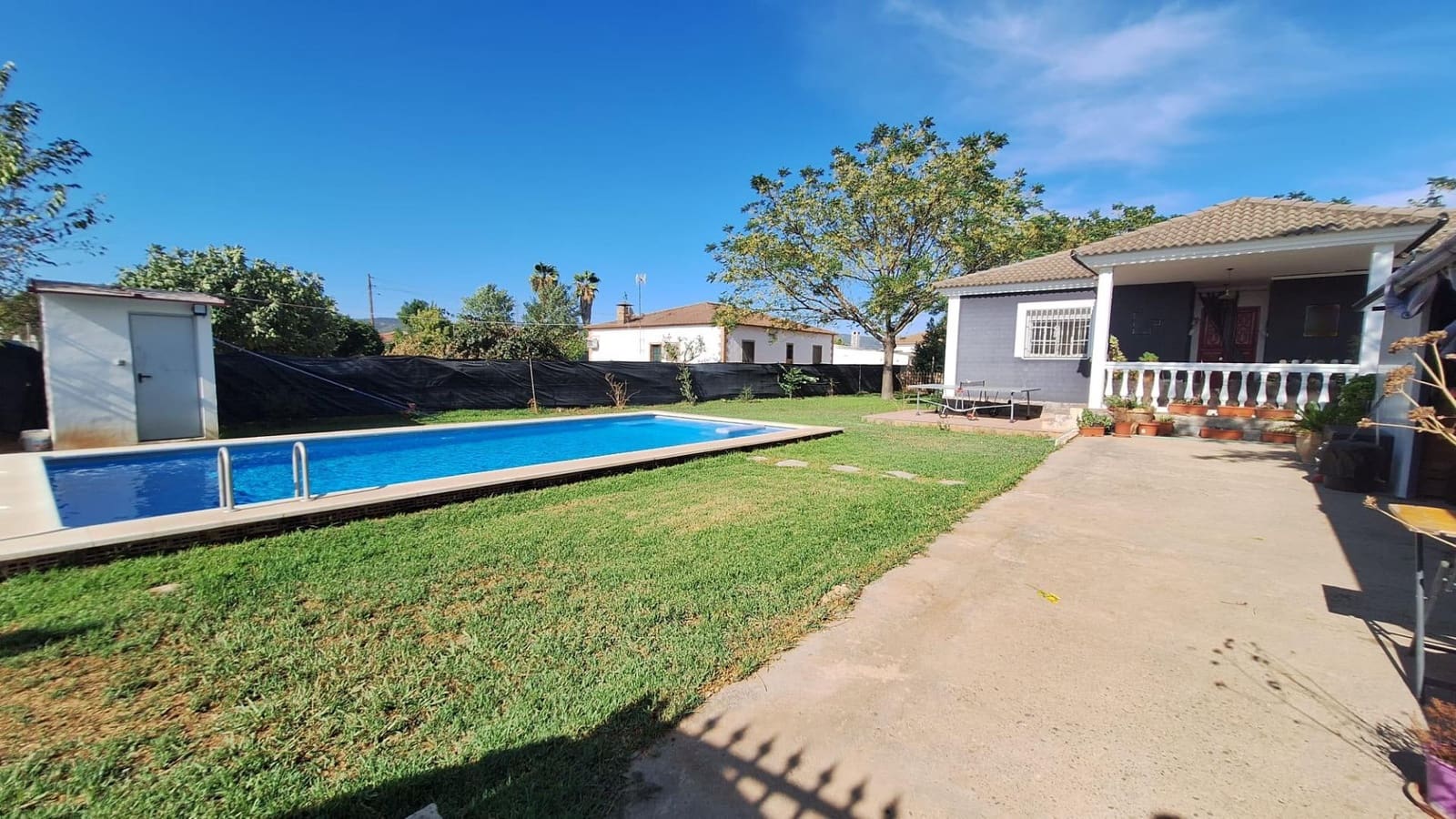 3 soveværelse Villa til salg i Cordoba by med swimmingpool garage - € 249.500 (Ref: 9360060)