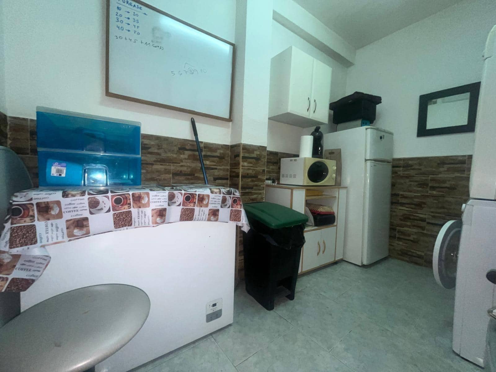 3 camera da letto Commerciale in vendita in Cordova citta - 169.900 € (Rif: 9360061)