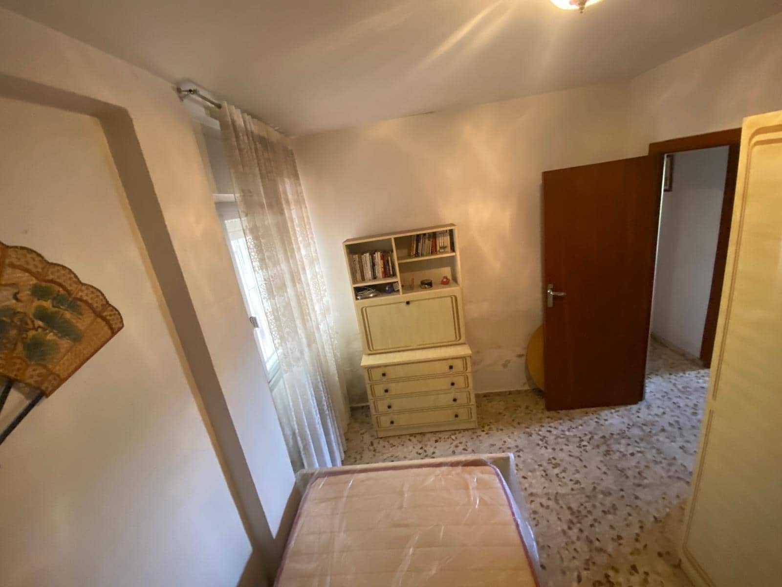 Piso de 4 habitaciones en Córdoba ciudad en venta - 169.900 € (Ref: 9360063)