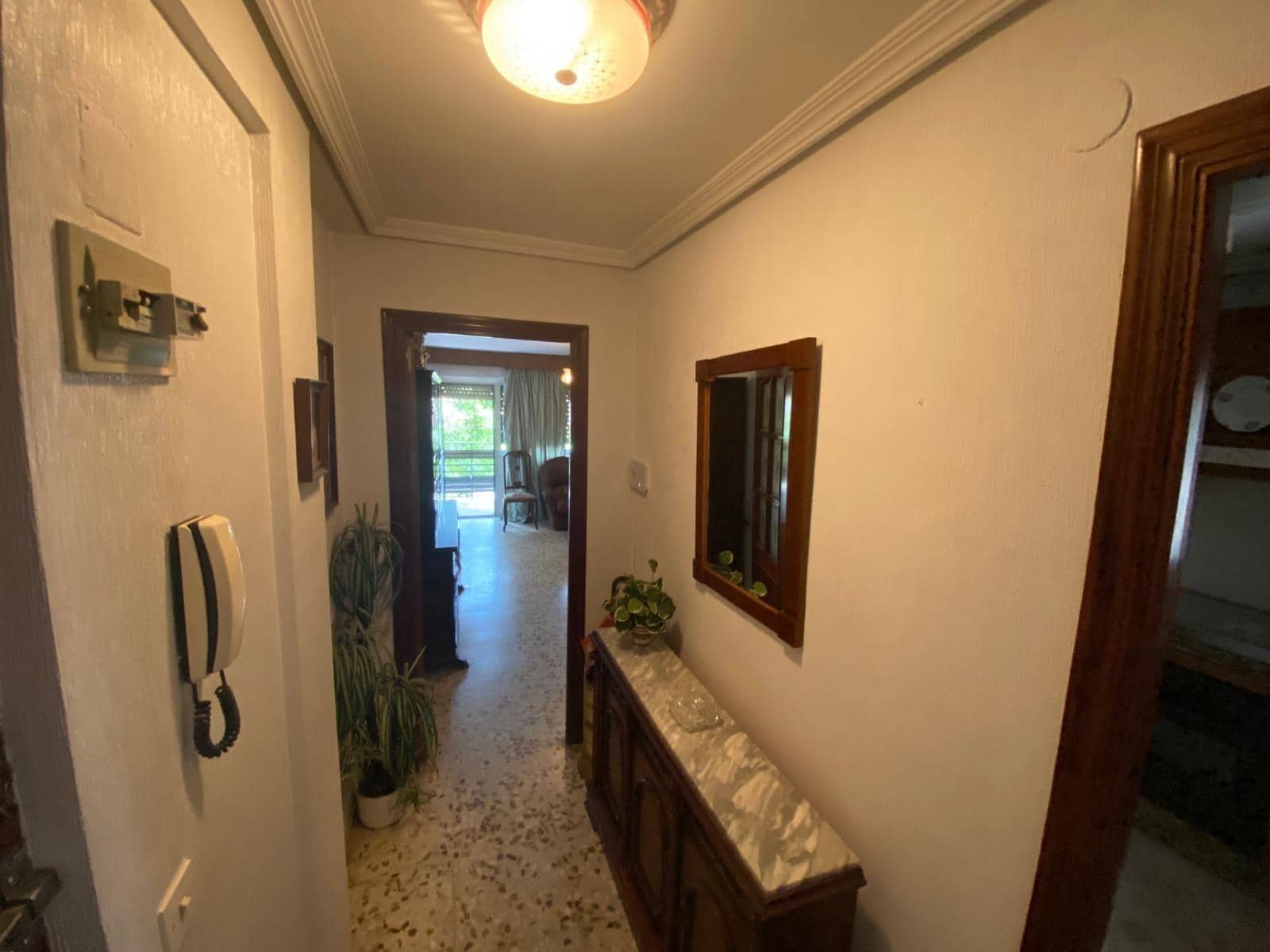 Piso de 4 habitaciones en Córdoba ciudad en venta - 169.900 € (Ref: 9360063)
