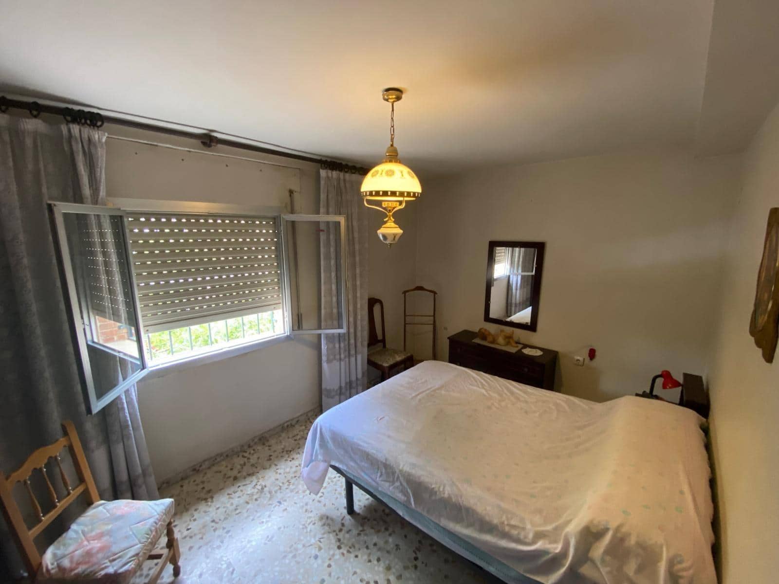 Piso de 4 habitaciones en Córdoba ciudad en venta - 169.900 € (Ref: 9360063)