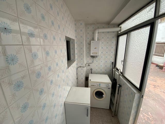 Piso de 4 habitaciones en Parque Cruz Conde, Córdoba ciudad en venta - 169.900 € (Ref: 9360063)