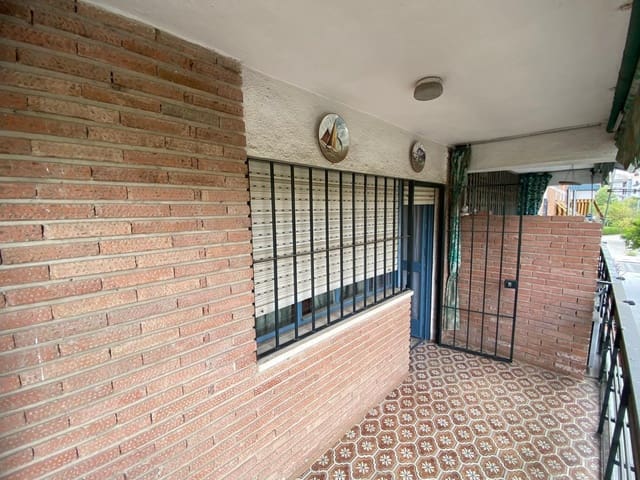 Piso de 4 habitaciones en Parque Cruz Conde, Córdoba ciudad en venta - 169.900 € (Ref: 9360063)