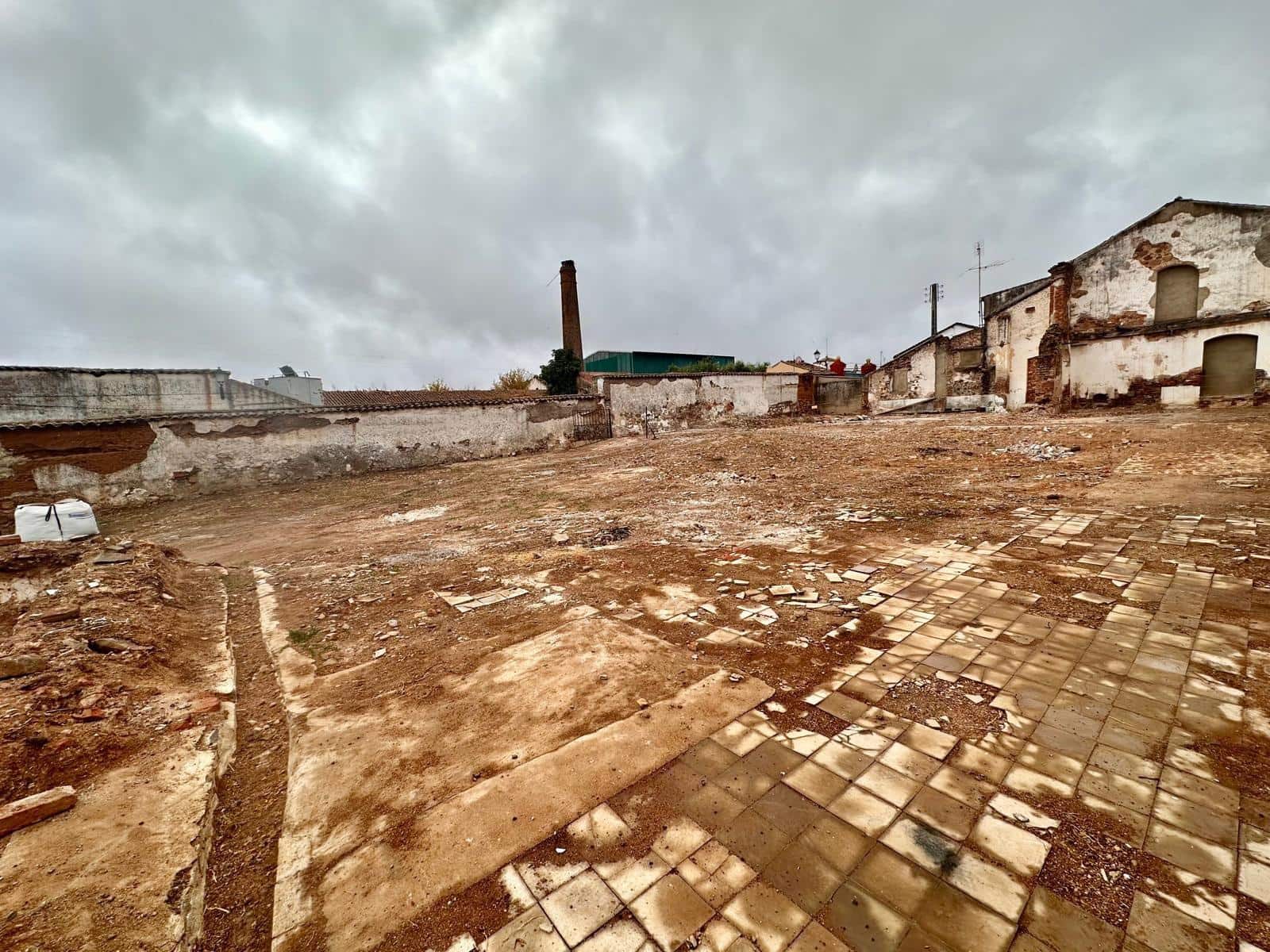 Byggegrund til salg i Fuente Obejuna - € 50.000 (Ref: 9360064)