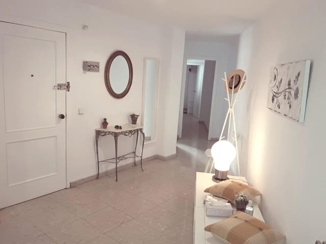 2 sovrum Lägenhet till salu i Centro, Córdoba stad - 165 000 € (Ref: 9360065)