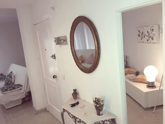 2 sovrum Lägenhet till salu i Centro, Córdoba stad - 165 000 € (Ref: 9360065)