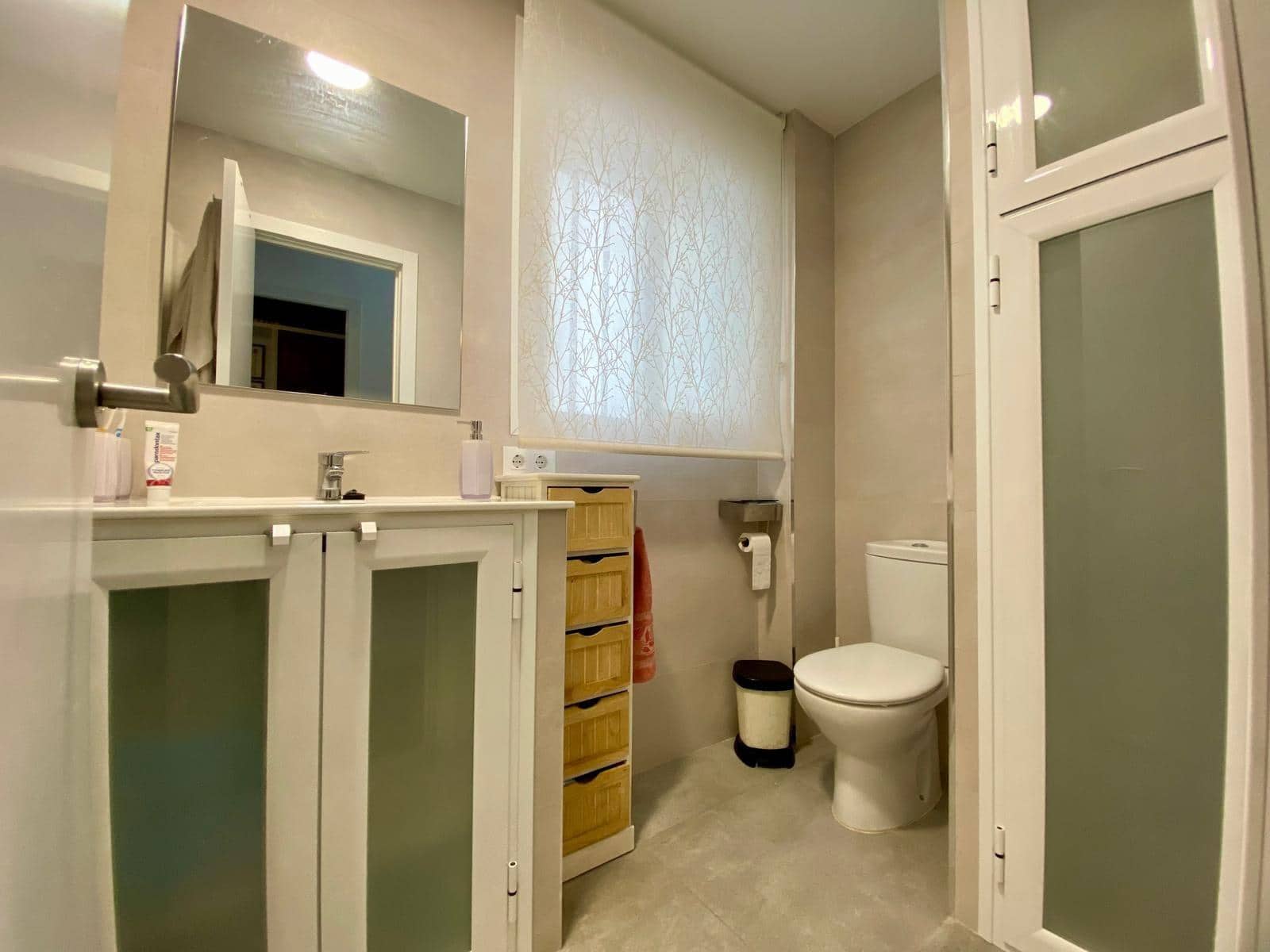 4 bedroom Flat for sale in Cordoba city with garage - € 150,000 (Ref: 9360066)