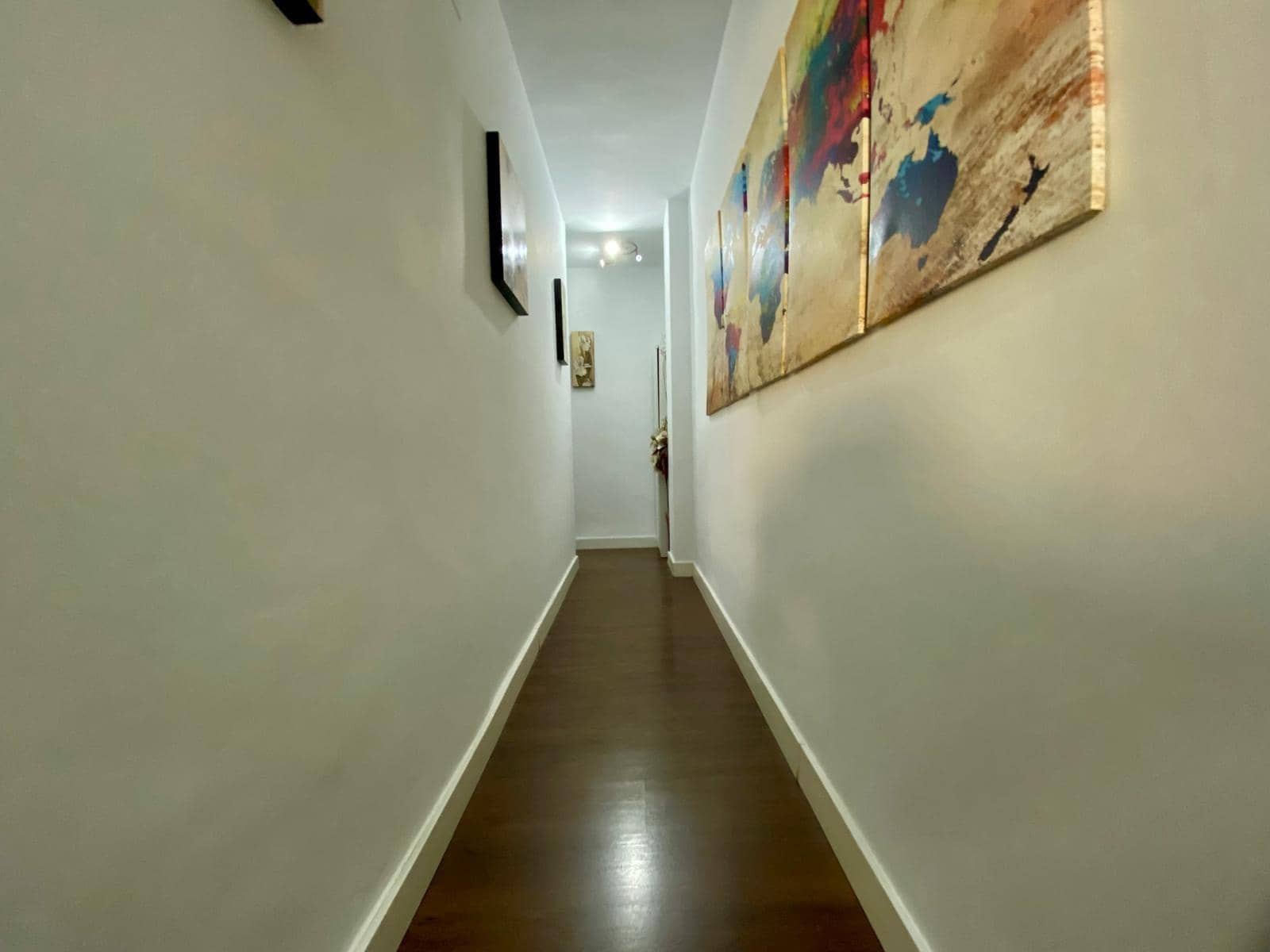 4 bedroom Flat for sale in Cordoba city with garage - € 150,000 (Ref: 9360066)