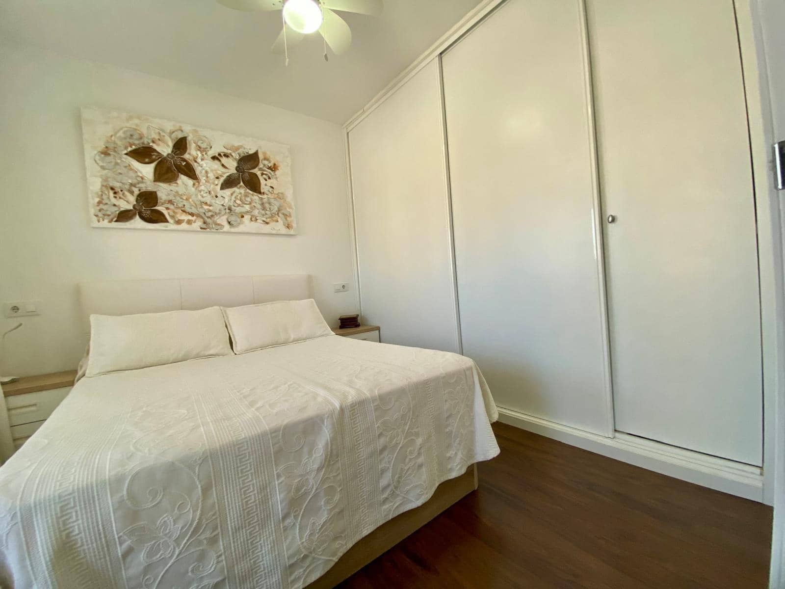 4 bedroom Flat for sale in Cordoba city with garage - € 150,000 (Ref: 9360066)