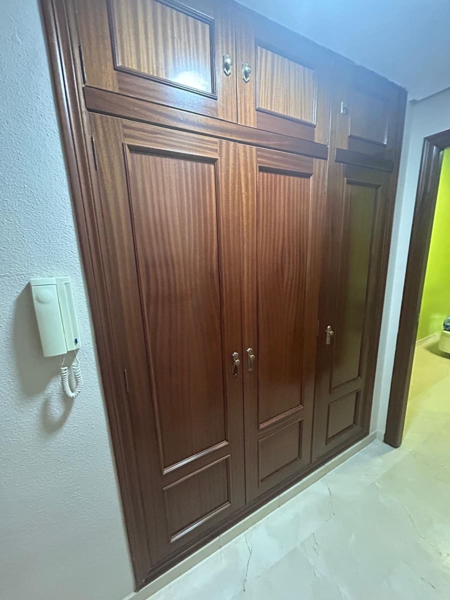 3 soverom Hus til salgs i Cordoba by med svømmebasseng garasje - € 340 000 (Ref: 9360073)