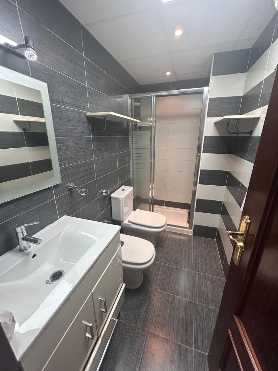 3 soverom Hus til salgs i Cordoba by med svømmebasseng garasje - € 340 000 (Ref: 9360073)