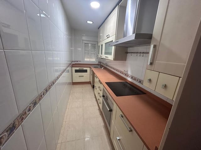 3 soverom Hus til salgs i San Rafael de la Albaida, Córdoba by med svømmebasseng garasje - € 340 000 (Ref: 9360073)