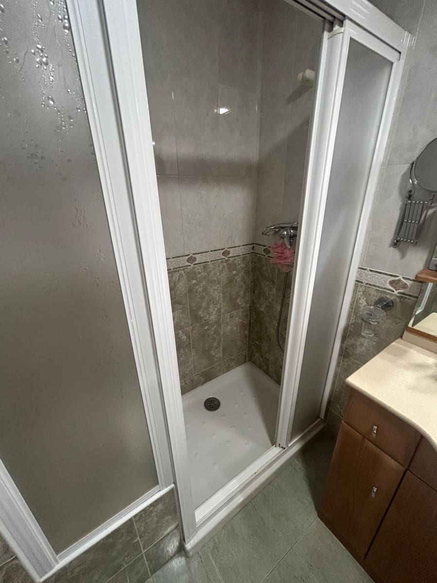 3 soverom Hus til salgs i Cordoba by med svømmebasseng garasje - € 340 000 (Ref: 9360073)