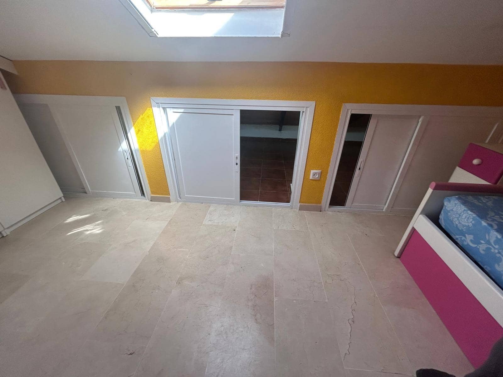 3 soverom Hus til salgs i Cordoba by med svømmebasseng garasje - € 340 000 (Ref: 9360073)