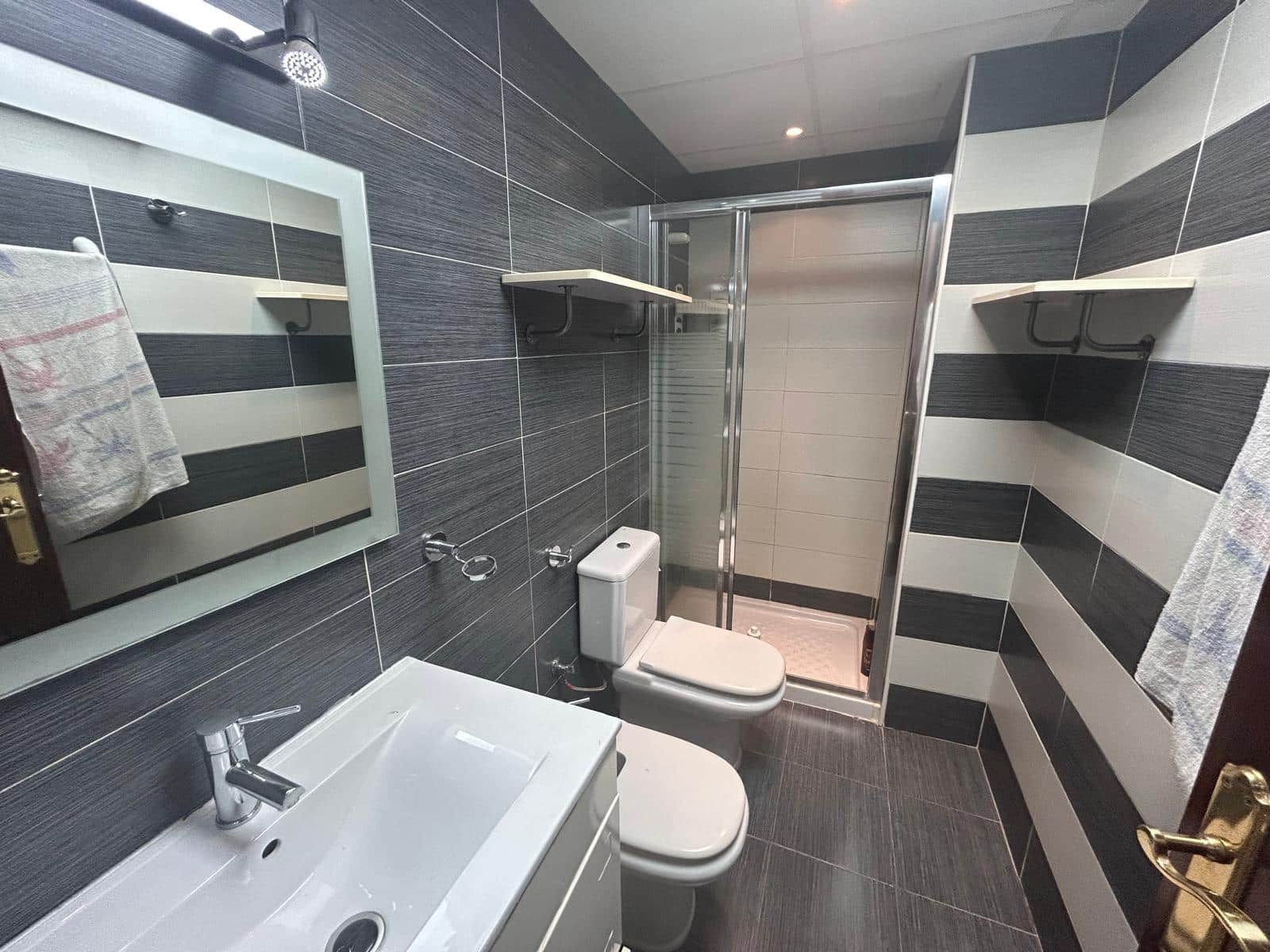 3 soverom Hus til salgs i Cordoba by med svømmebasseng garasje - € 340 000 (Ref: 9360073)