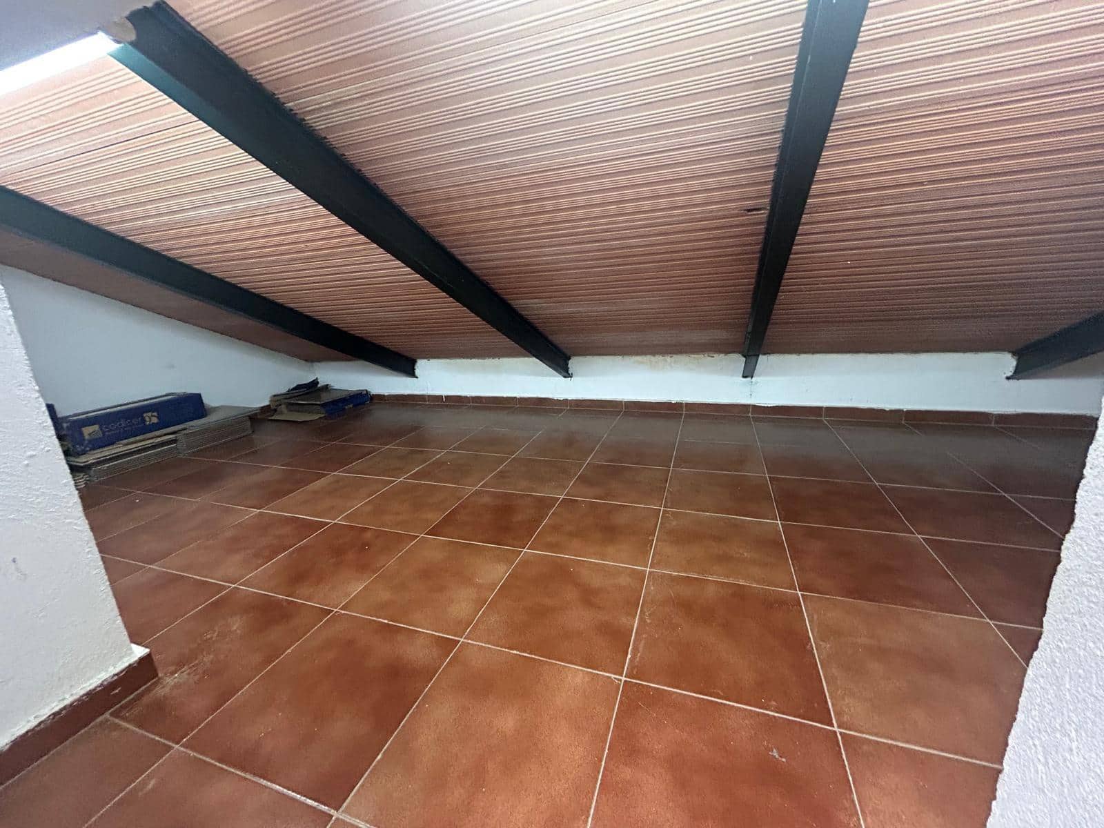 3 soverom Hus til salgs i Cordoba by med svømmebasseng garasje - € 340 000 (Ref: 9360073)